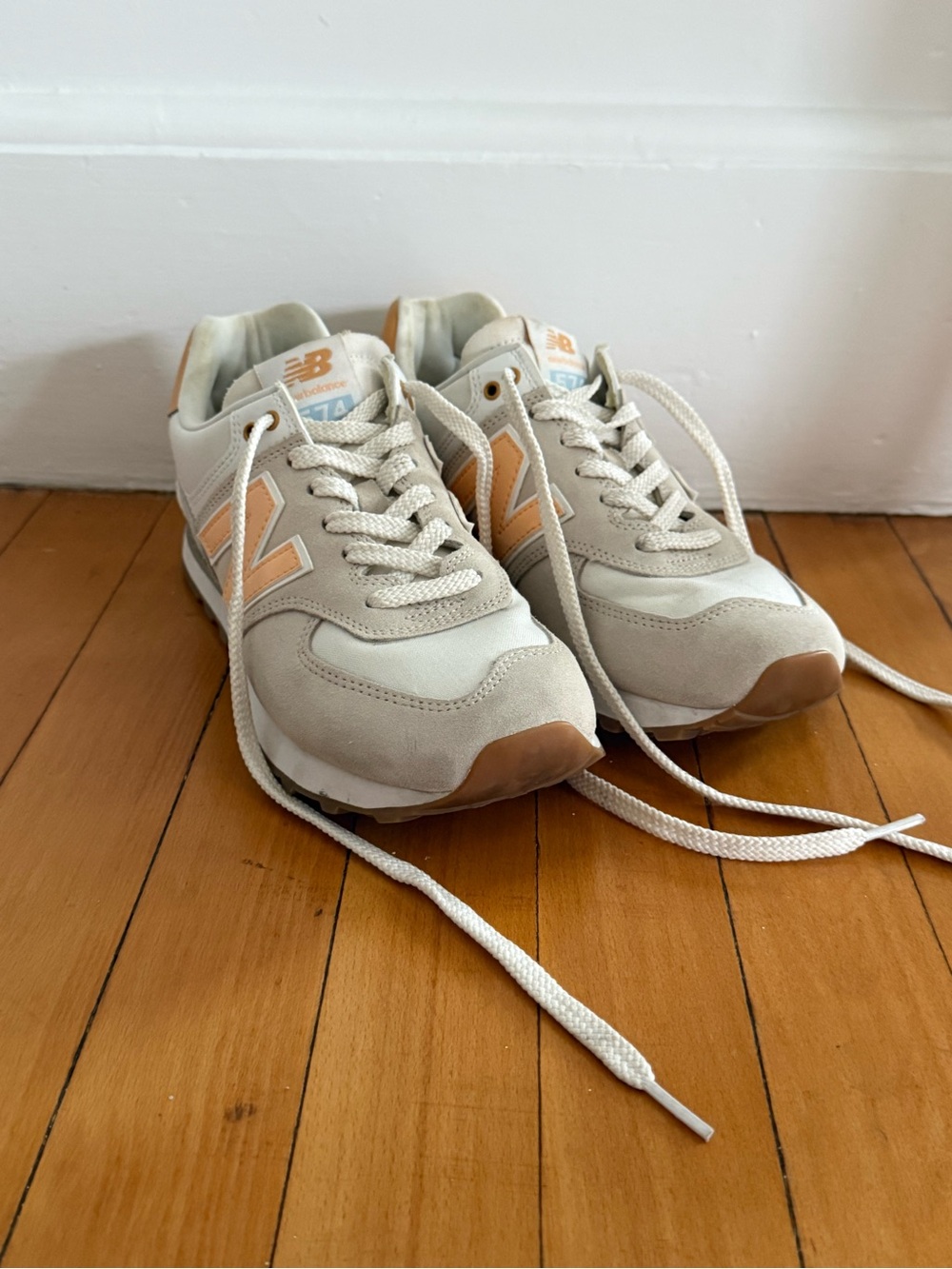 New Balance women’s 574 sneaker